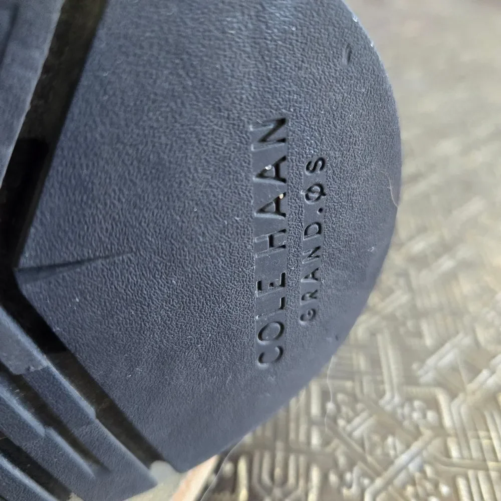 Cole Haan good contion